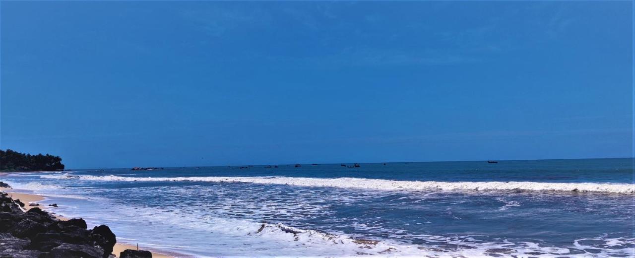 White Shell Beach House Kannur Zewnętrze zdjęcie